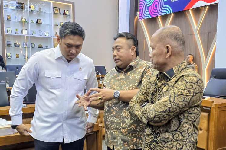 Nyoman Parta Ultimatum Pemerintah Hentikan Impor Daging Babi