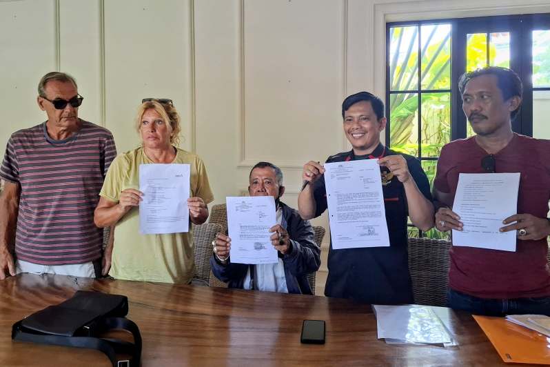 Sudah Tinggal di Vila Mewah, Transfer Palsu Pula, Gung De: Ini Cara Baru Nipu di Bali