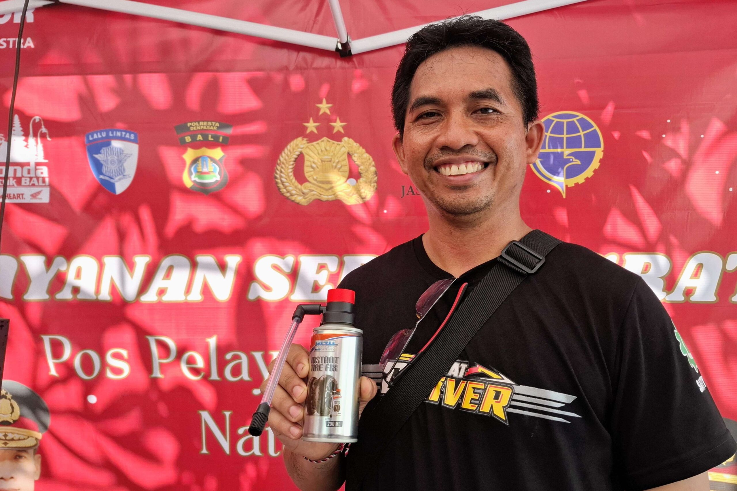 Ban Bocor Tak Lagi Khawatir, Astra Motor Bali Perkenalkan Tire Fix di Posko Servis Gratis Nataru Terminal Ubung