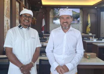 “Senyum Bali di Jalan Hilang”, Bule Prancis Dukung Keras Tri Hita Trans